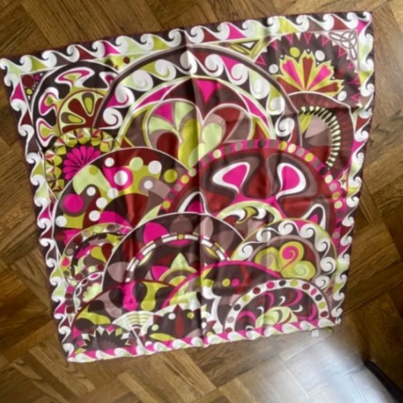 VINTAGE EMILIO PUCCI SILK SCARF 33" x 33" Square - Picture 2 of 8